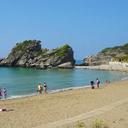 Charming With Swimming Pool Near Appartamento