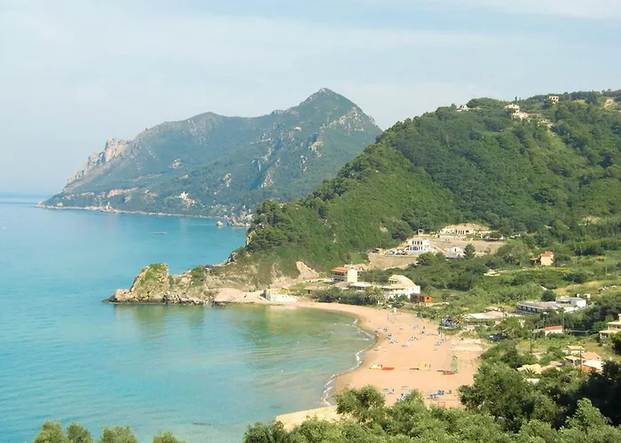 Charming With Swimming Pool Near Daire Pelekas