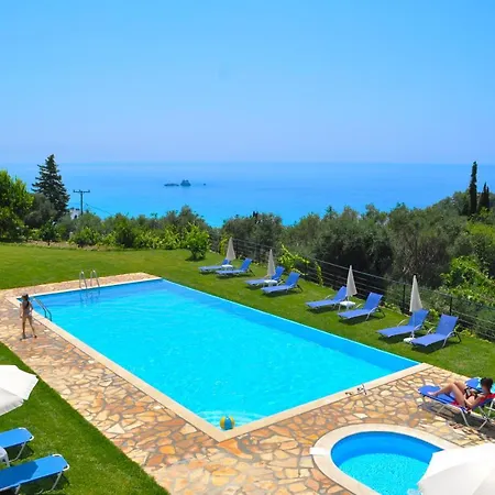 Charming With Swimming Pool Near Lejlighed *